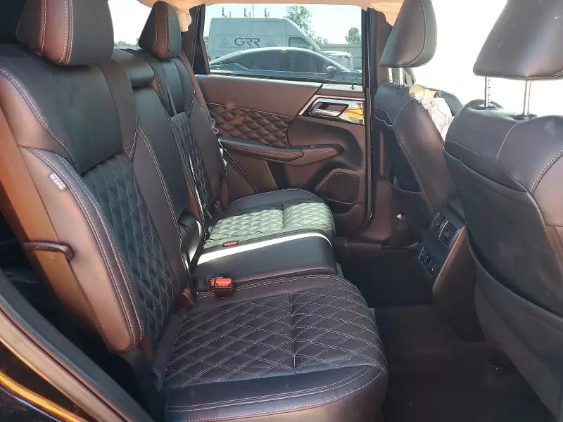 2022 MITSUBISHI OUTLANDER SEL  