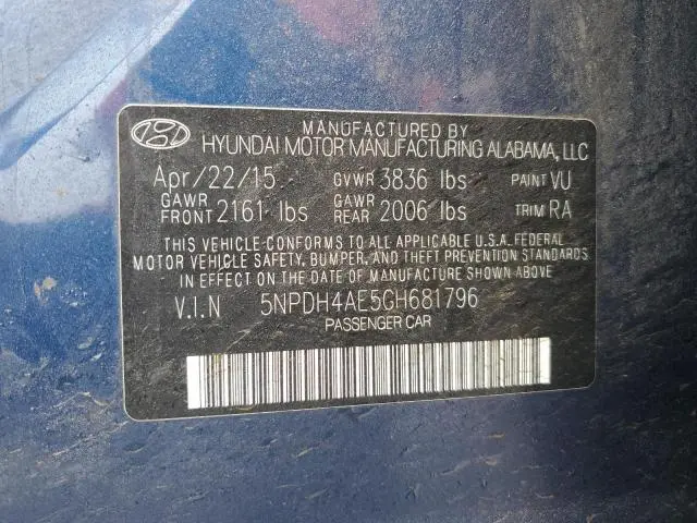 2016 HYUNDAI ELANTRA SE  