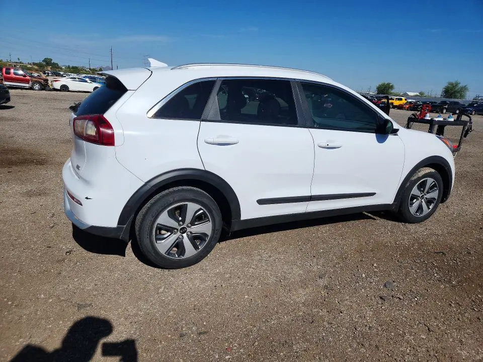 2019 KIA NIRO LX  