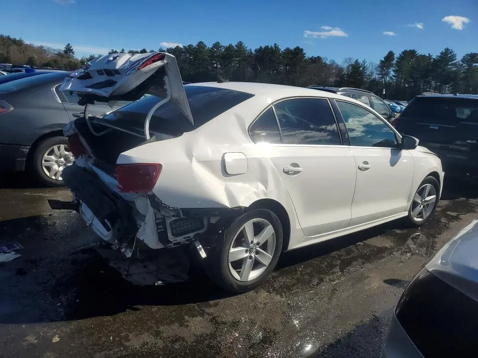 2014 VOLKSWAGEN JETTA TDI  