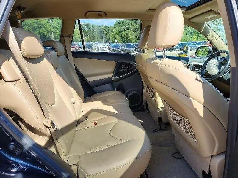 2010 TOYOTA RAV4 LIMITED  