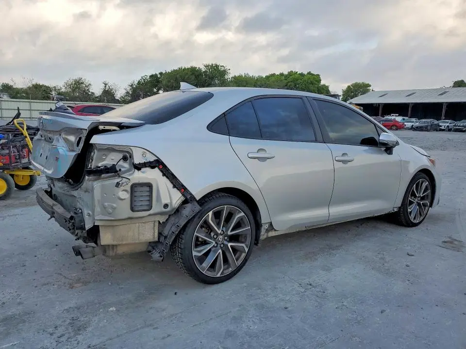 2021 TOYOTA COROLLA SE  