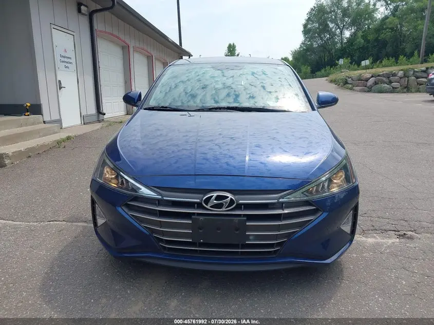 2019 HYUNDAI ELANTRA SE