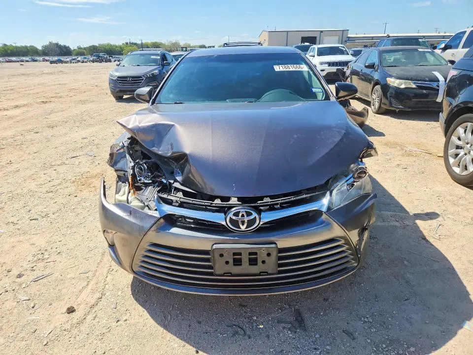 2017 TOYOTA CAMRY LE  