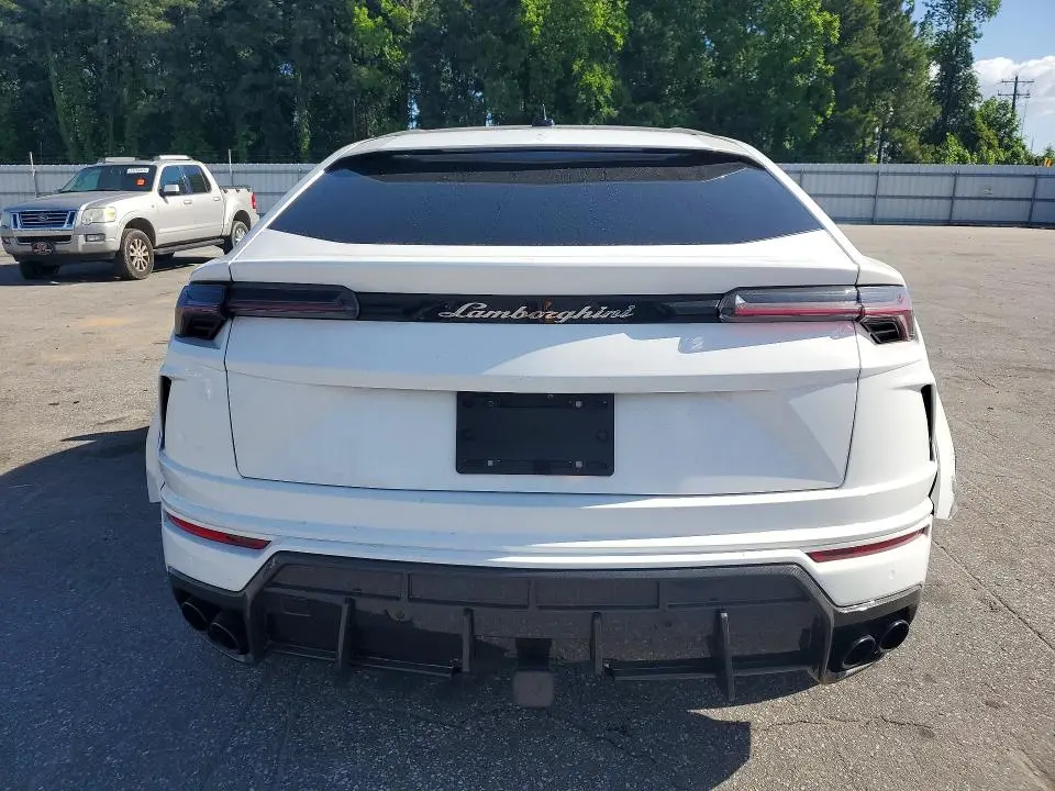 2019 LAMBORGHINI URUS   