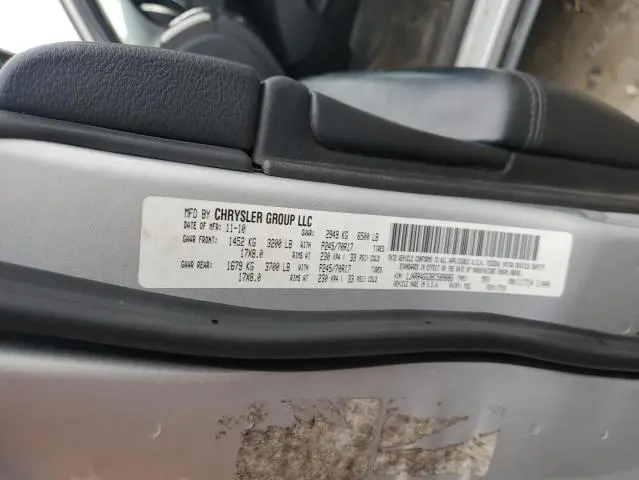 2011 JEEP GRAND CHEROKEE LAREDO  