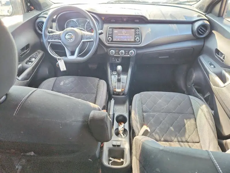 2019 NISSAN KICKS S  