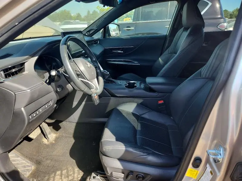 2022 TOYOTA VENZA LIMITED  
