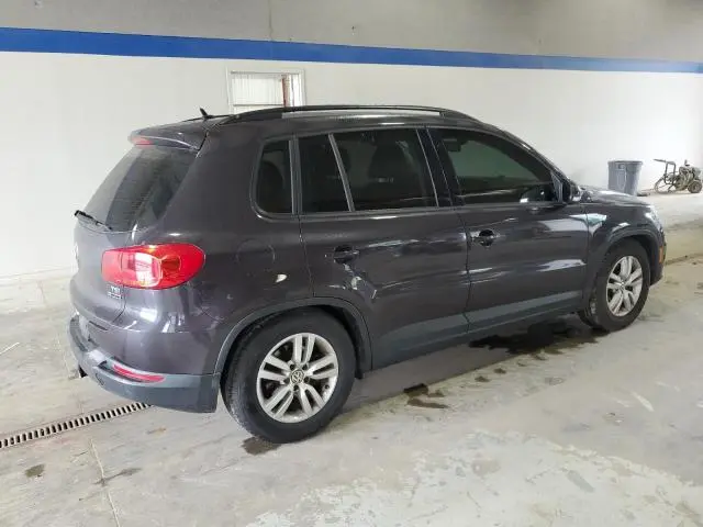 2016 VOLKSWAGEN TIGUAN S  