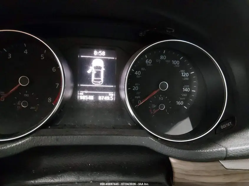 2017 VOLKSWAGEN PASSAT 1.8T SE