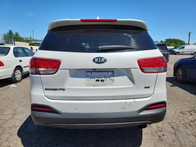 2017 KIA SORENTO LX  