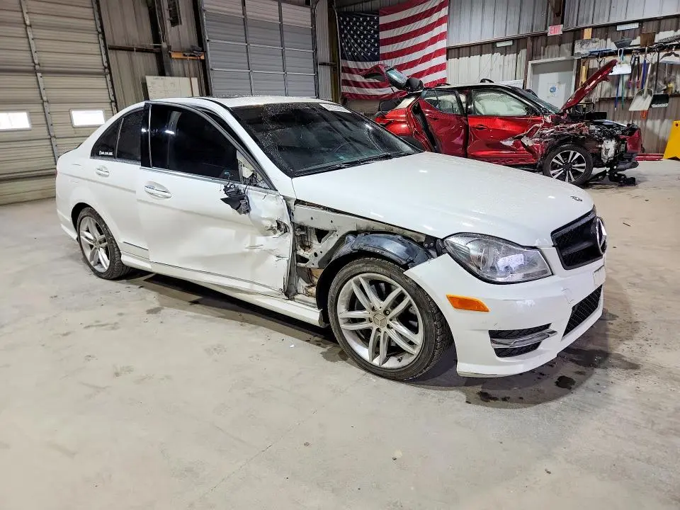 2013 MERCEDES-BENZ C 300 4MATIC  