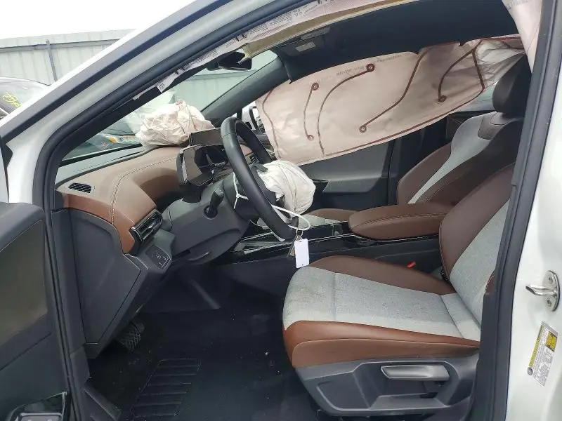 2024 VOLKSWAGEN ID.4   