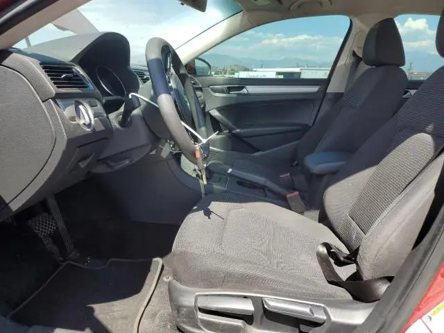 2016 VOLKSWAGEN PASSAT S  