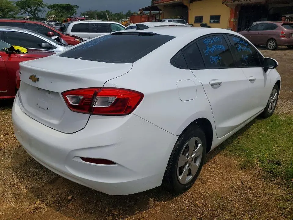 2018 CHEVROLET CRUZE LS  