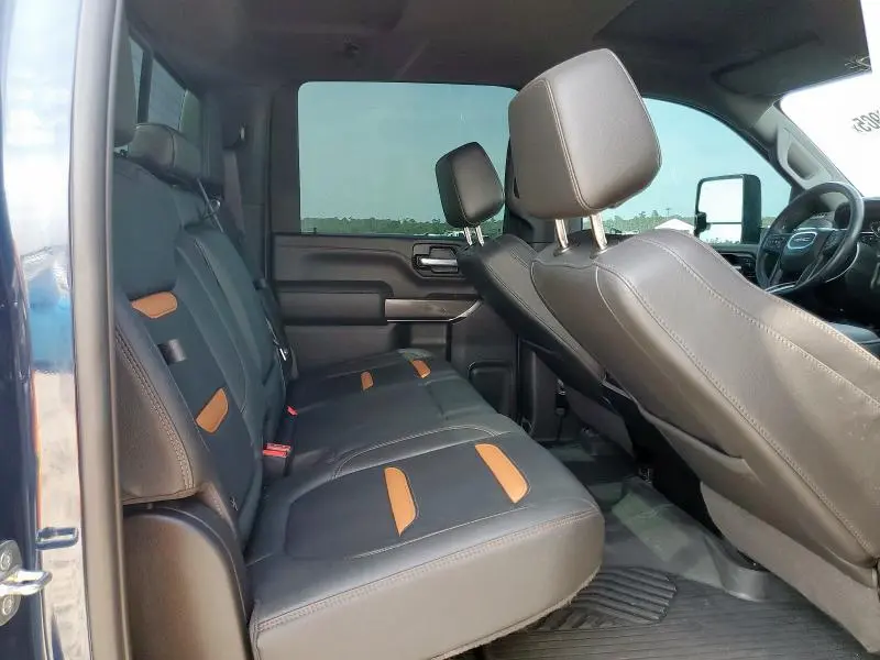 2022 GMC SIERRA K2500 AT4  