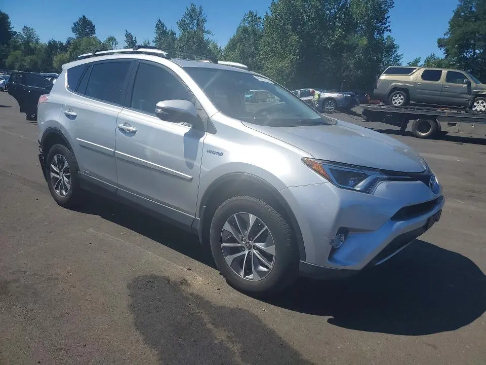 2016 TOYOTA RAV4 HV XLE  