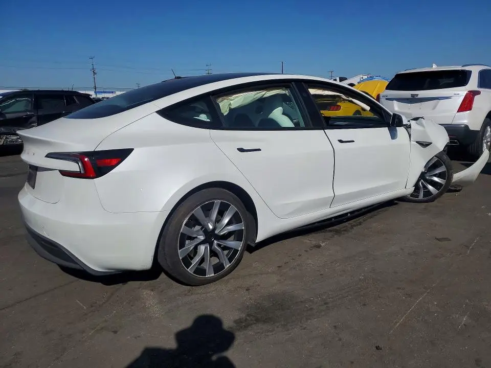 2024 TESLA MODEL 3   