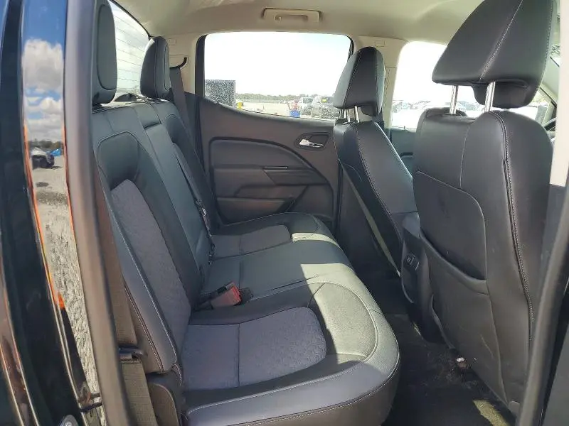 2015 CHEVROLET COLORADO Z71  