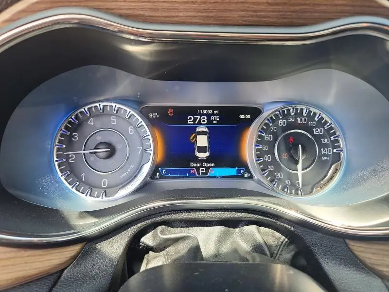 2015 CHRYSLER 200 C  
