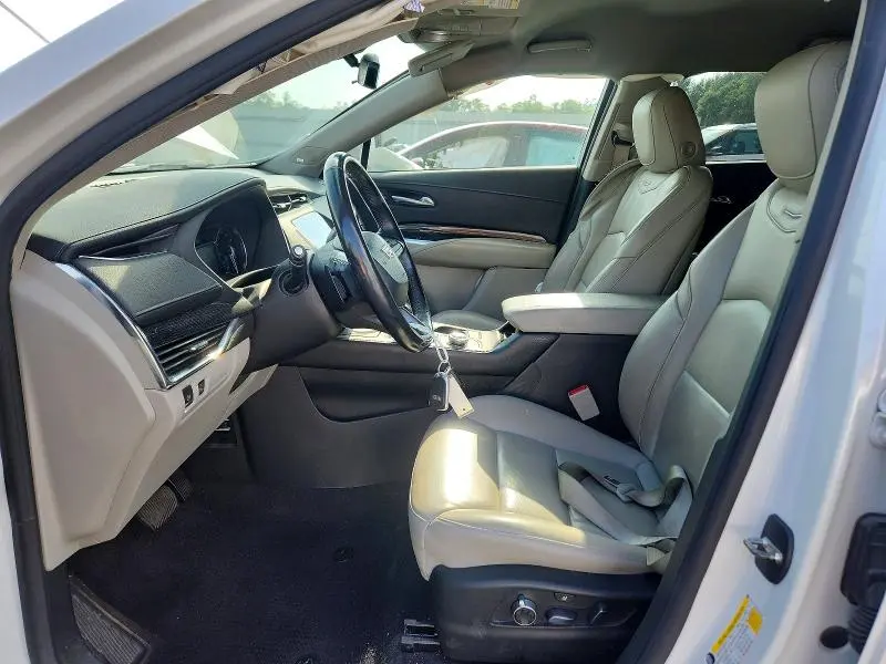 2020 CADILLAC XT4 PREMIUM LUXURY  