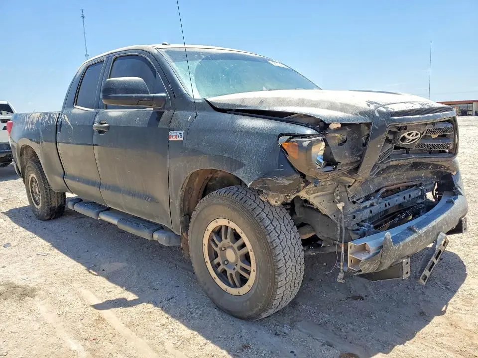 2011 TOYOTA TUNDRA DOUBLE CAB SR5  