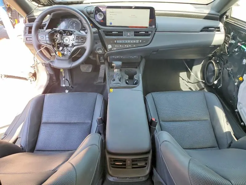 2025 LEXUS ES 300H BASE  