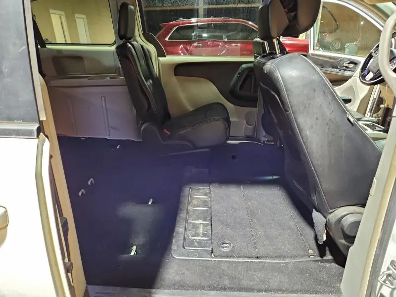 2012 CHRYSLER TOWN & COUNTRY TOURING  