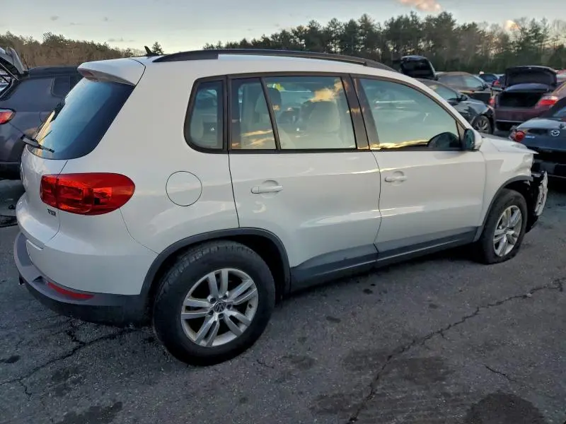 2016 VOLKSWAGEN TIGUAN S  