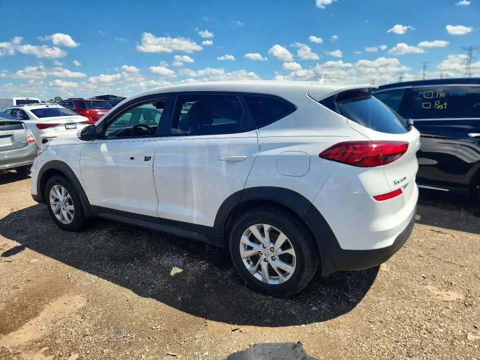 2020 HYUNDAI TUCSON SE  