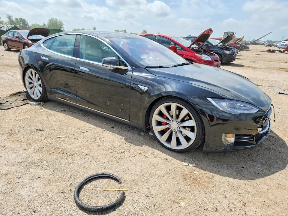 2014 TESLA MODEL S   