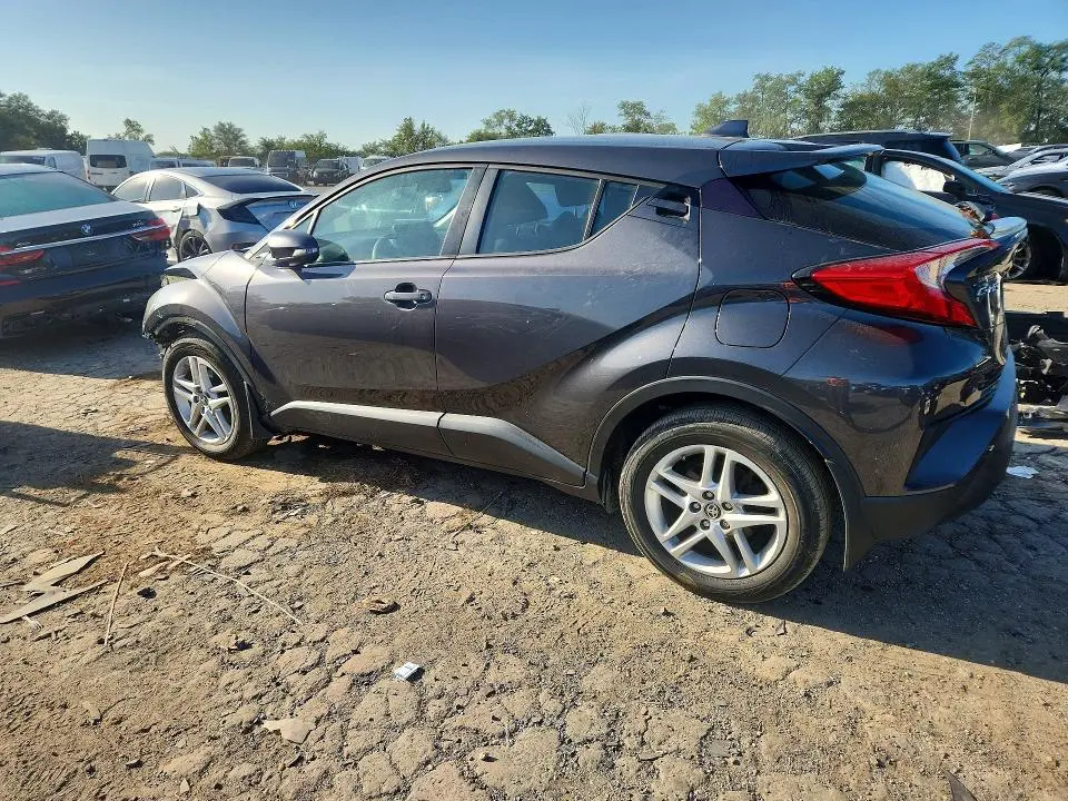2021 TOYOTA C-HR LE  