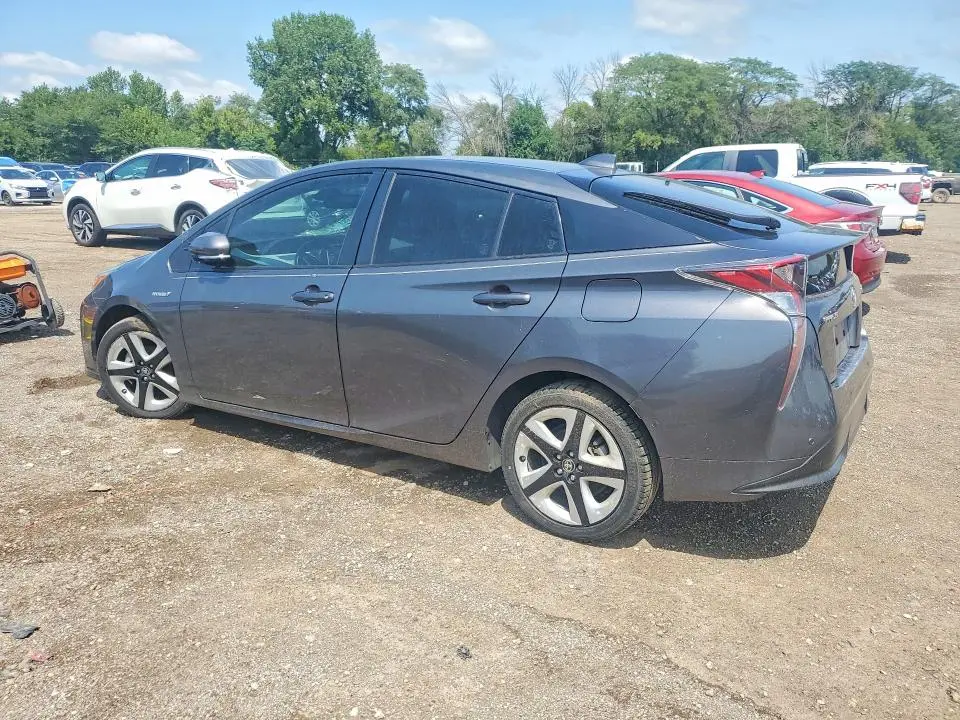 2018 TOYOTA PRIUS FOUR TOURING  