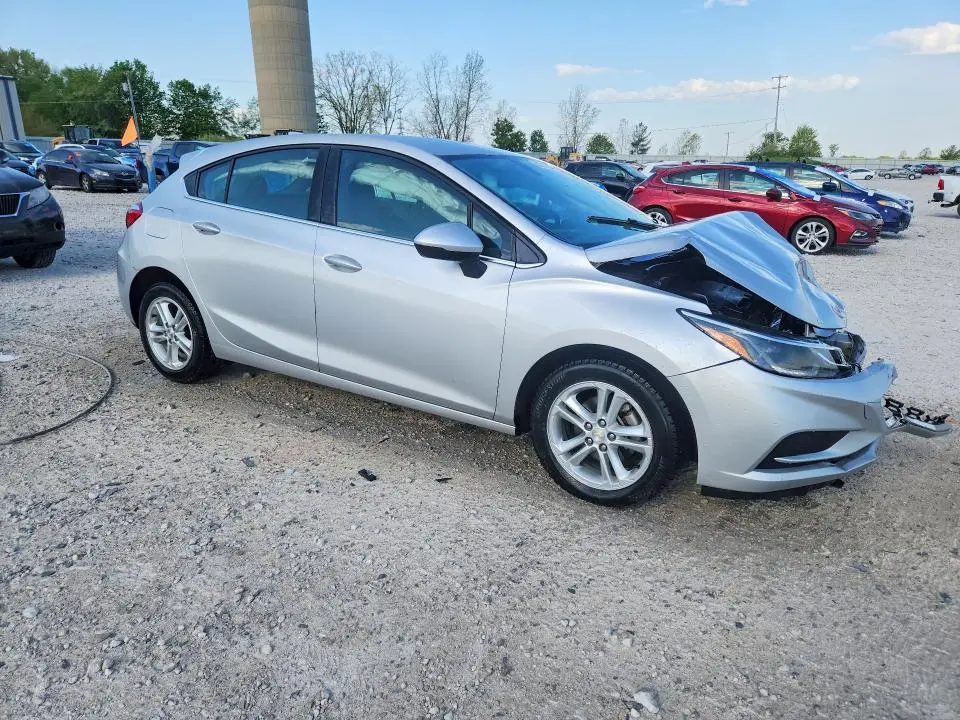 2018 CHEVROLET CRUZE LT  