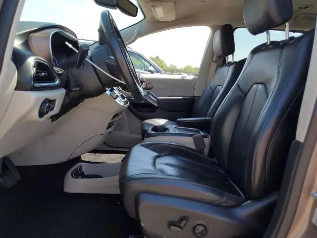 2017 CHRYSLER PACIFICA TOURING L PLUS  