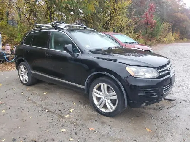 2013 VOLKSWAGEN TOUAREG V6 TDI  