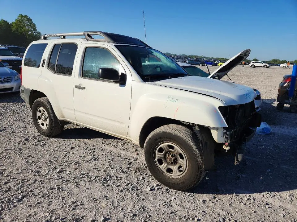 2014 NISSAN XTERRA X  