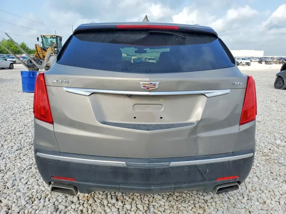 2018 CADILLAC XT5 LUXURY  