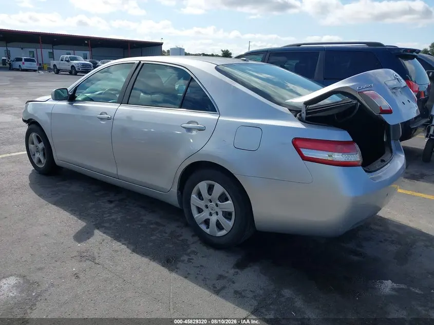 2010 TOYOTA CAMRY LE