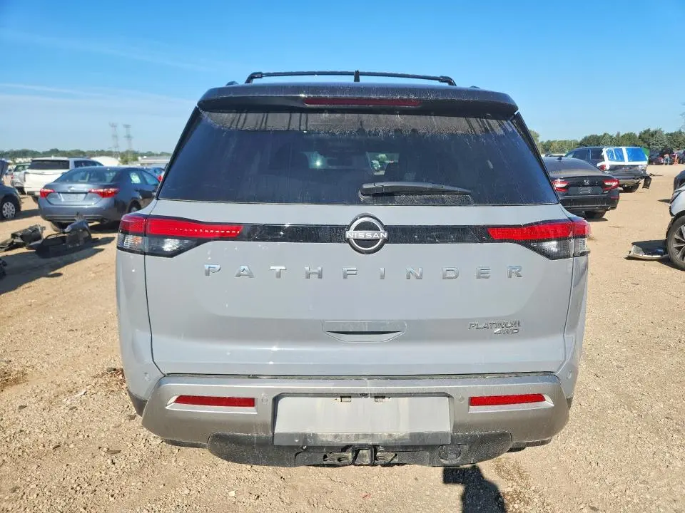 2024 NISSAN PATHFINDER PLATINUM  