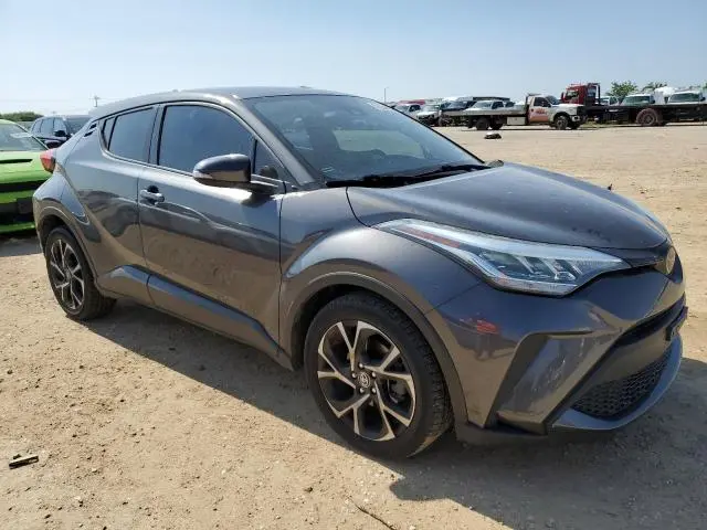 2021 TOYOTA C-HR XLE