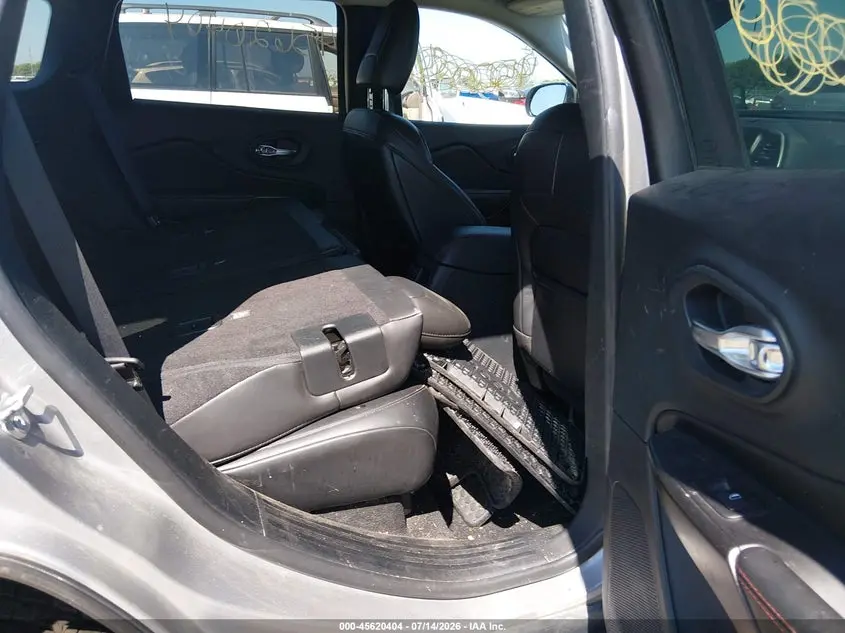 2020 JEEP CHEROKEE TRAILHAWK 4X4