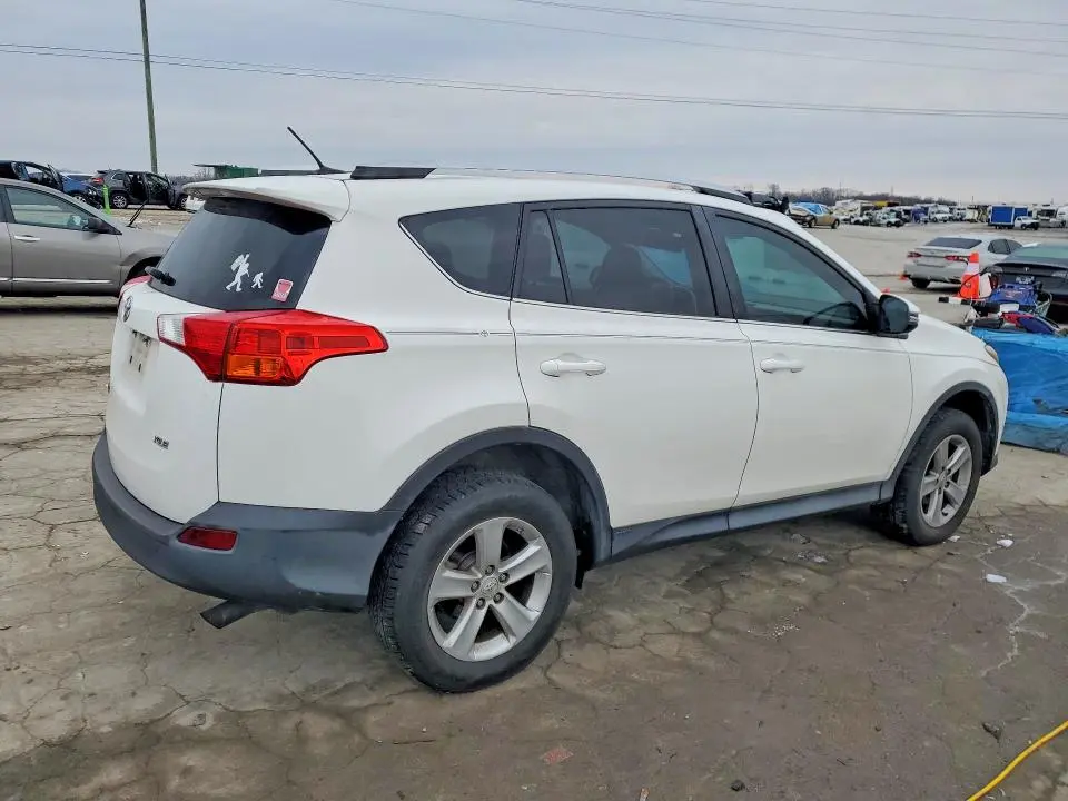 2014 TOYOTA RAV4 XLE  