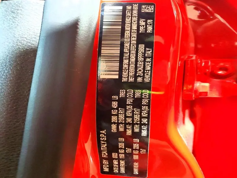 2023 JEEP RENEGADE LATITUDE  