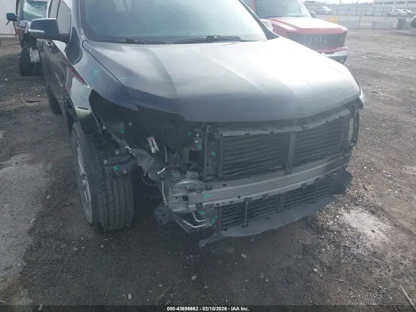 2023 CHEVROLET TRAVERSE FWD LT CLOTH