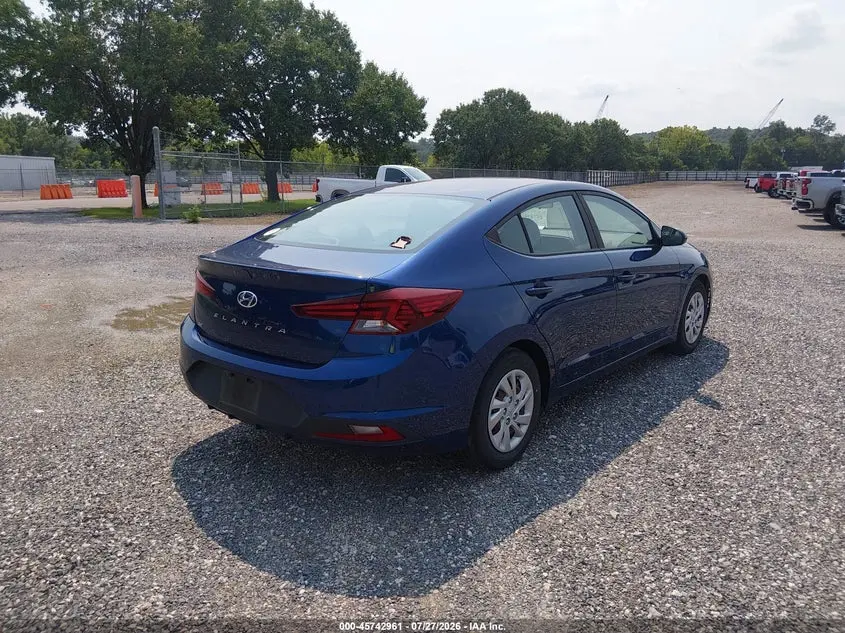 2020 HYUNDAI ELANTRA SE