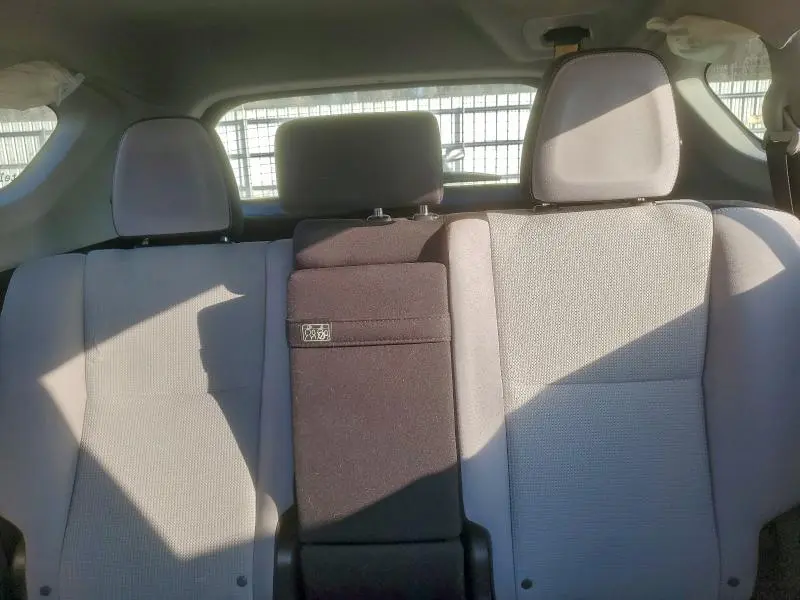 2018 TOYOTA RAV4 HV LE  