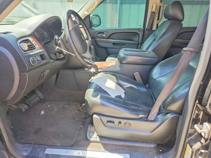 2012 CHEVROLET TAHOE C1500 LTZ  
