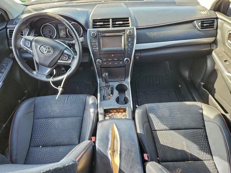 2015 TOYOTA CAMRY LE  