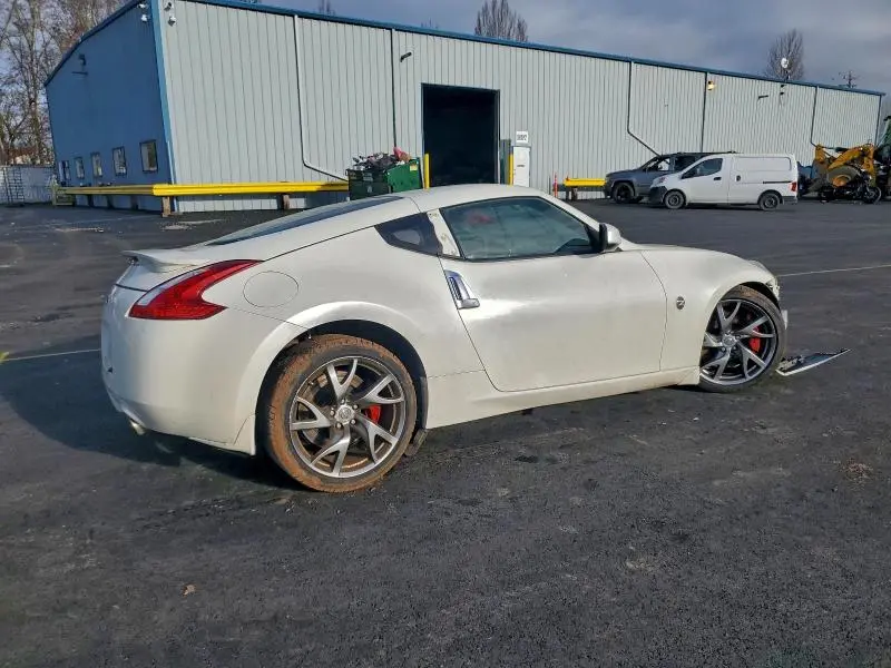 2017 NISSAN 370Z SPORT  